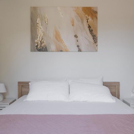 Appartamento Sundial House Gouvia Esterno foto